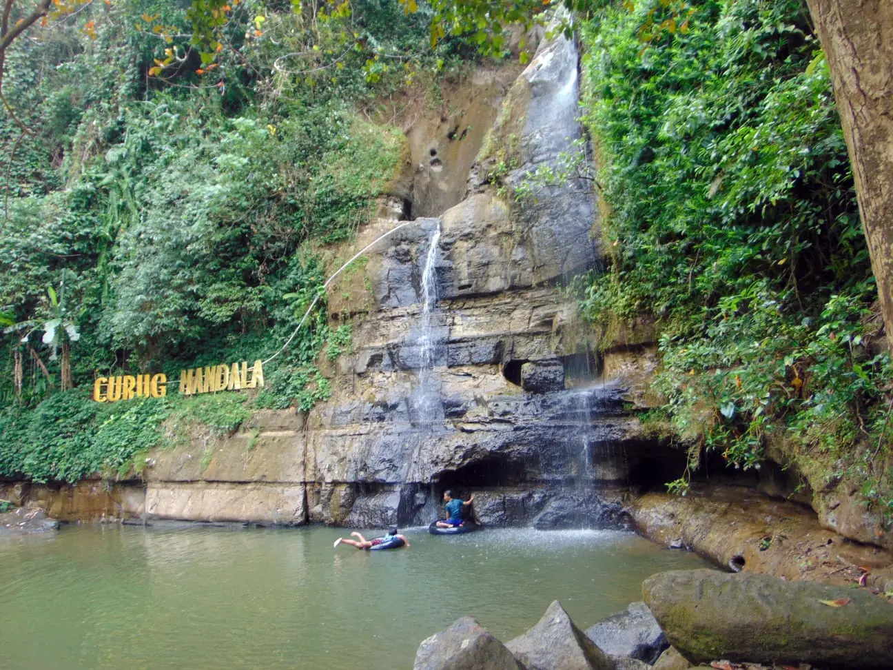 Curug Citepus: Alam yang Mengheningkan Jiwa di Tengah Cilacap